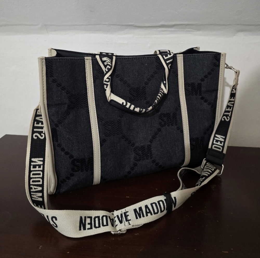 Steven Madden Tote bag